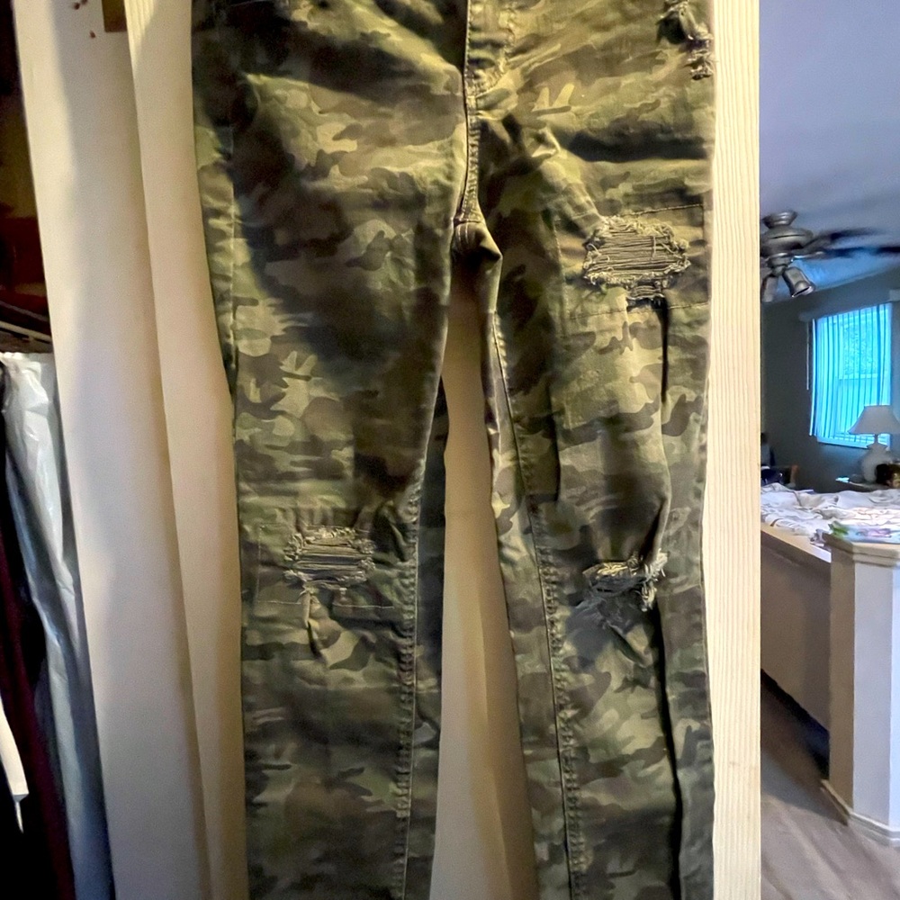 Variety -Jr’s & Misses Ripped Jeans 1 Jean Jacket